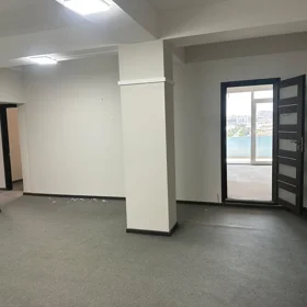 In Baku 220.0 m² office is for rent - Image 3