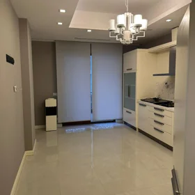 In Baku 300.0 m² apartment is for rent - Image 8