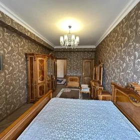 In Baku 225.0 m² apartment is for rent - Image 6