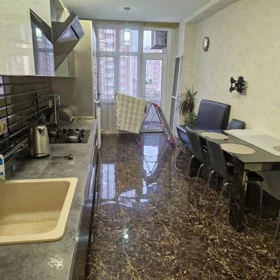 In Baku 180.0 m² apartment is for rent - Image 9