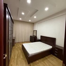 In Baku 217.0 m² apartment is for rent - Image 6