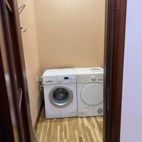In Baku 217.0 m² apartment is for rent - Image 10