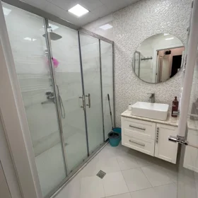 In Khirdalan 135.0 m² apartment is for rent - Image 7