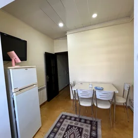 In Baku 70.0 m² apartment is for rent - Image 7