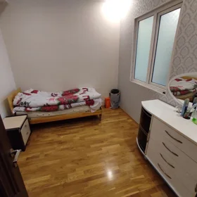 In Baku 70.0 m² apartment is for rent - Image 2