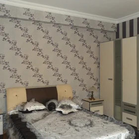 In Baku 120.0 m² apartment is for rent - Image 8