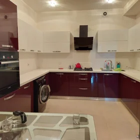 In Baku 120.0 m² apartment is for rent - Image 4