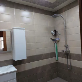In Baku 120.0 m² apartment is for rent - Image 6