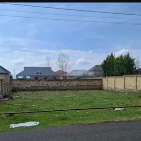 In Baku nan acre land is for sale - Image 2