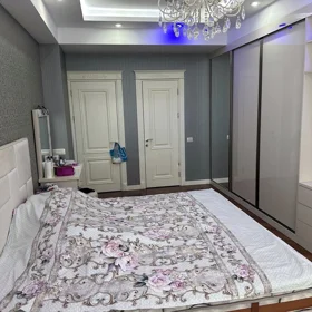 In Baku 136.0 m² apartment is for sale - Image 6