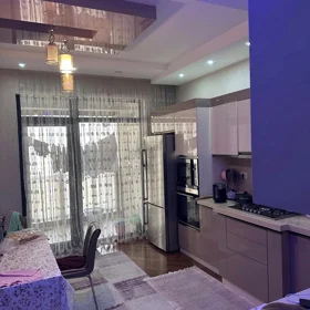 In Baku 136.0 m² apartment is for sale - Image 8