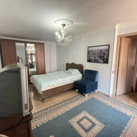 In Baku 190.0 m² house with 5.0 rooms is for sale - Image 3