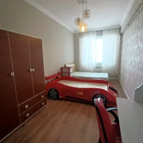 In Baku 90.0 m² apartment is for sale - Image 4