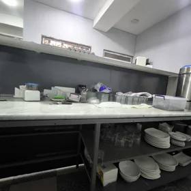 In Binəqədi rayonu 90.0 m² commercial is for rent - Image 5