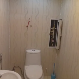 In Baku 130.0 m² apartment is for sale - Image 5
