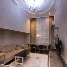 In Baku 80.0 m² apartment is for rent - Image 9
