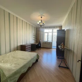 In Binəqədi rayonu 140.0 m² apartment is for rent - Image 4
