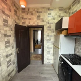 In Baku 80.0 m² apartment is for rent - Image 6