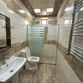 In Baku 80.0 m² apartment is for rent - Image 8