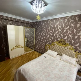 In Baku 135.0 m² apartment is for sale - Image 9