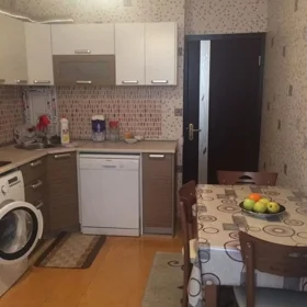 In Khirdalan 70.0 m² apartment is for sale - Image 2