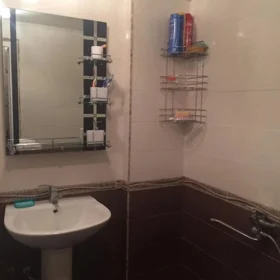 In Khirdalan 70.0 m² apartment is for sale - Image 9