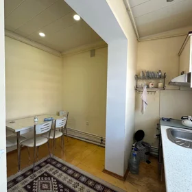 In Baku 65.0 m² apartment is for rent - Image 9