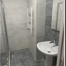 In Khirdalan 62.0 m² apartment is for rent - Image 9