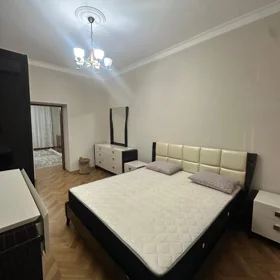 In Baku 140.0 m² apartment is for sale - Image 4