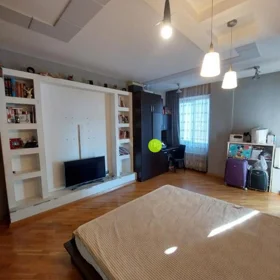 In Baku 117.0 m² apartment is for sale - Image 2