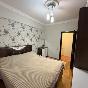 In Baku 70.0 m² apartment is for sale - Image 5