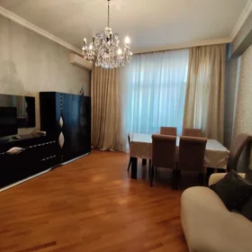 In Baku 70.0 m² apartment is for sale - Image 8