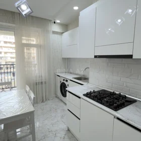 In Baku 85.0 m² apartment is for rent - Image 3