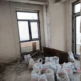 In Baku 125.0 m² apartment is for sale - Image 6