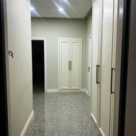 In Baku 70.0 m² apartment is for rent - Image 2