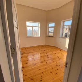 In Xəzər rayonu 128.0 m² house with 4.0 rooms is for rent - Image 2