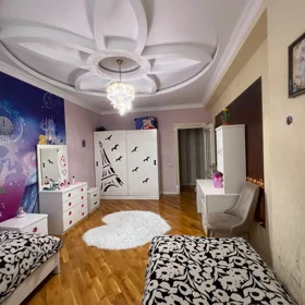 In Baku nan m² apartment is for sale - Image 7