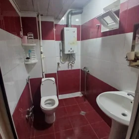 In Baku 42.0 m² apartment is for sale - Image 2