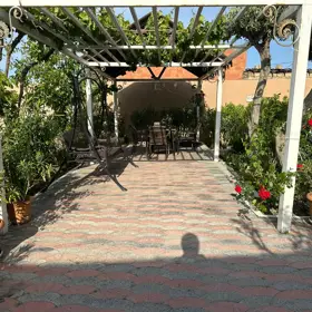 In nan 250.0 m² house with 7.0 rooms is for rent - Изображение 4