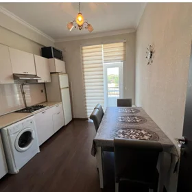 In Baku 95.0 m² apartment is for sale - Image 2