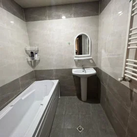 In Baku 95.0 m² apartment is for sale - Image 3