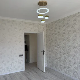 In Baku 72.0 m² apartment is for sale - Image 9