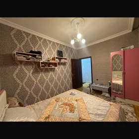 In Baku 70.0 m² house with 3.0 rooms is for sale - Image 3