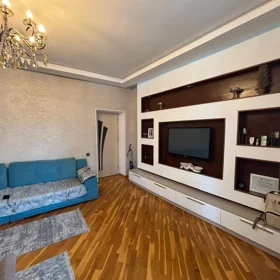 In Baku 105.0 m² apartment is for sale - Image 3