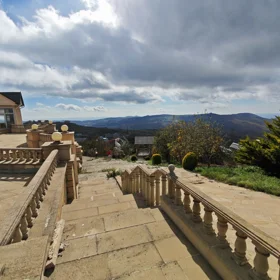 In nan 200.0 m² house with 7.0 rooms is for sale - Image 2