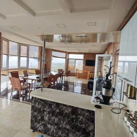 In nan 200.0 m² house with 7.0 rooms is for sale - Image 3