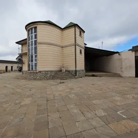 In nan 200.0 m² house with 7.0 rooms is for sale - Image 7