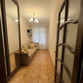 In Baku 85.0 m² apartment is for sale - Image 3