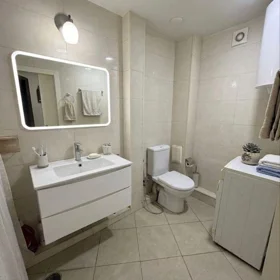 In Baku 85.0 m² apartment is for sale - Image 6