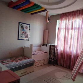 In Baku 110.0 m² apartment is for rent - Image 4